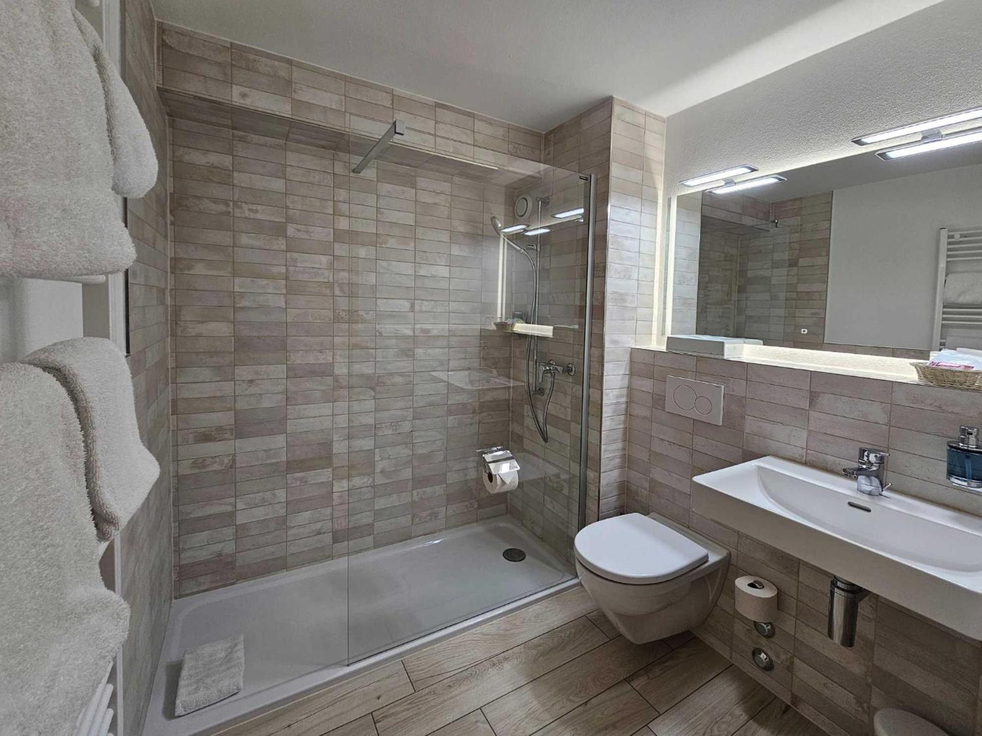 Badehotel Salina Maris - Wellness & Vintage Mörel Exteriér fotografie
